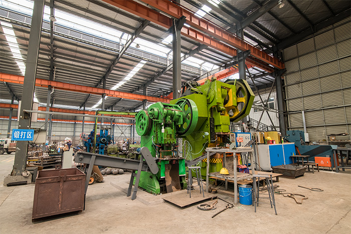 呼伦贝尔网架配件-锥头加工车间